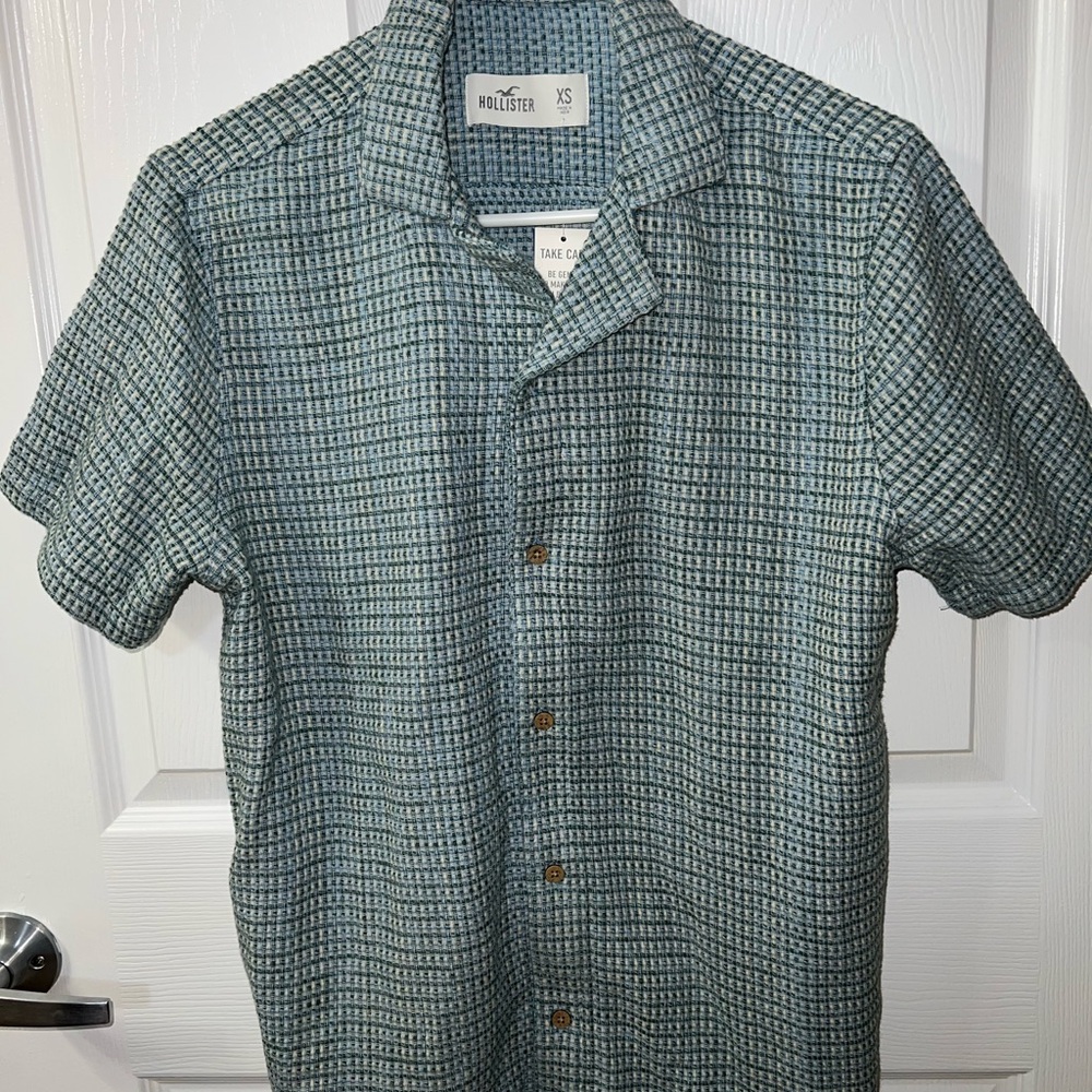 Hollister Green Casual Button Down Shirt
